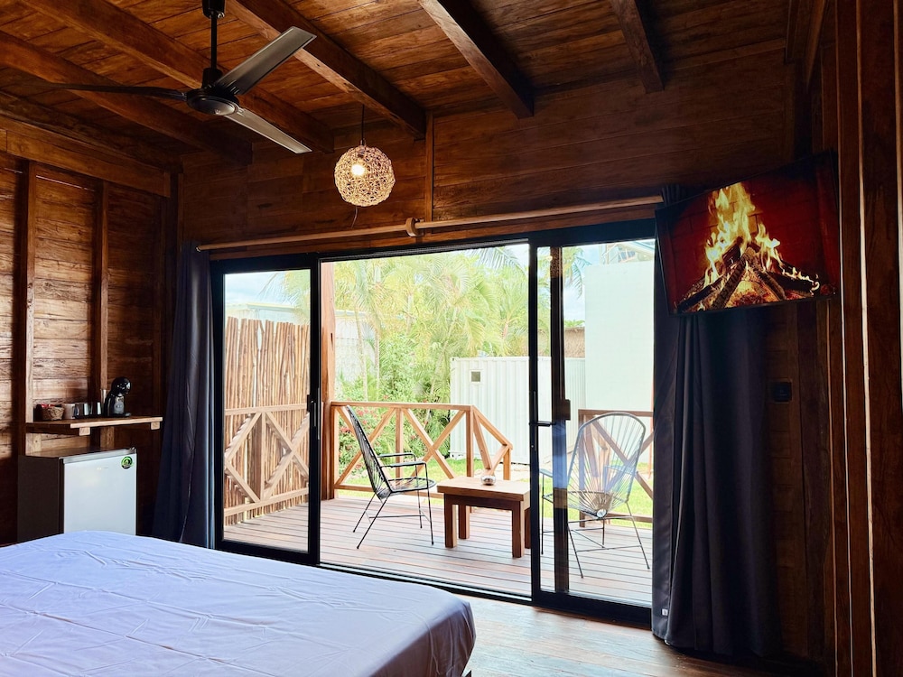 Deluxe Double Room, Garden View photo 3