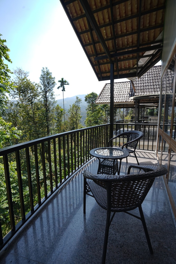 Premium Double or Twin Room, 2 Bedrooms, Hill View photo 2