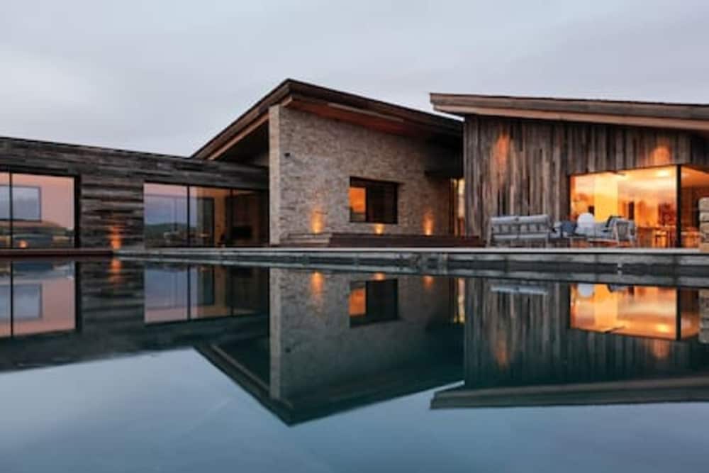 House, Accessible, Smoking