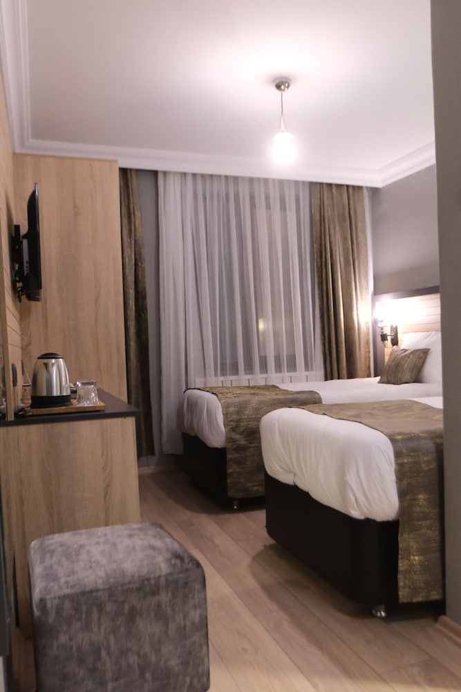 Standard Twin Room photo 1