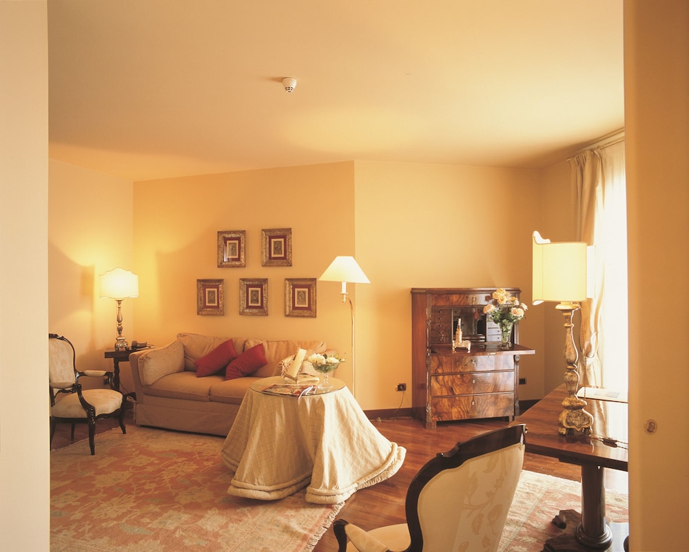 Suite Beige - Photo 3