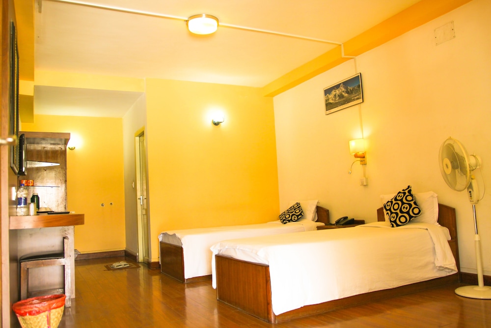Standard Twin Room photo 2