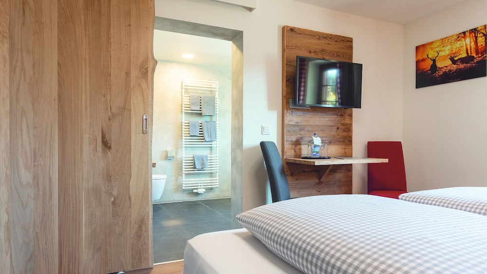 Classic Double Room - Photo 4