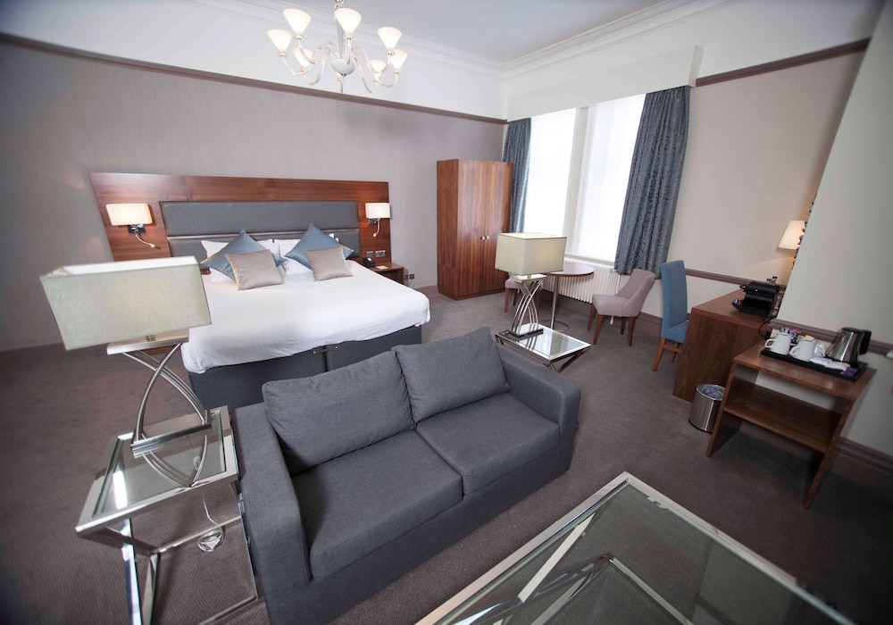 Suite, 1 King Bed, Non Smoking - Photo 4