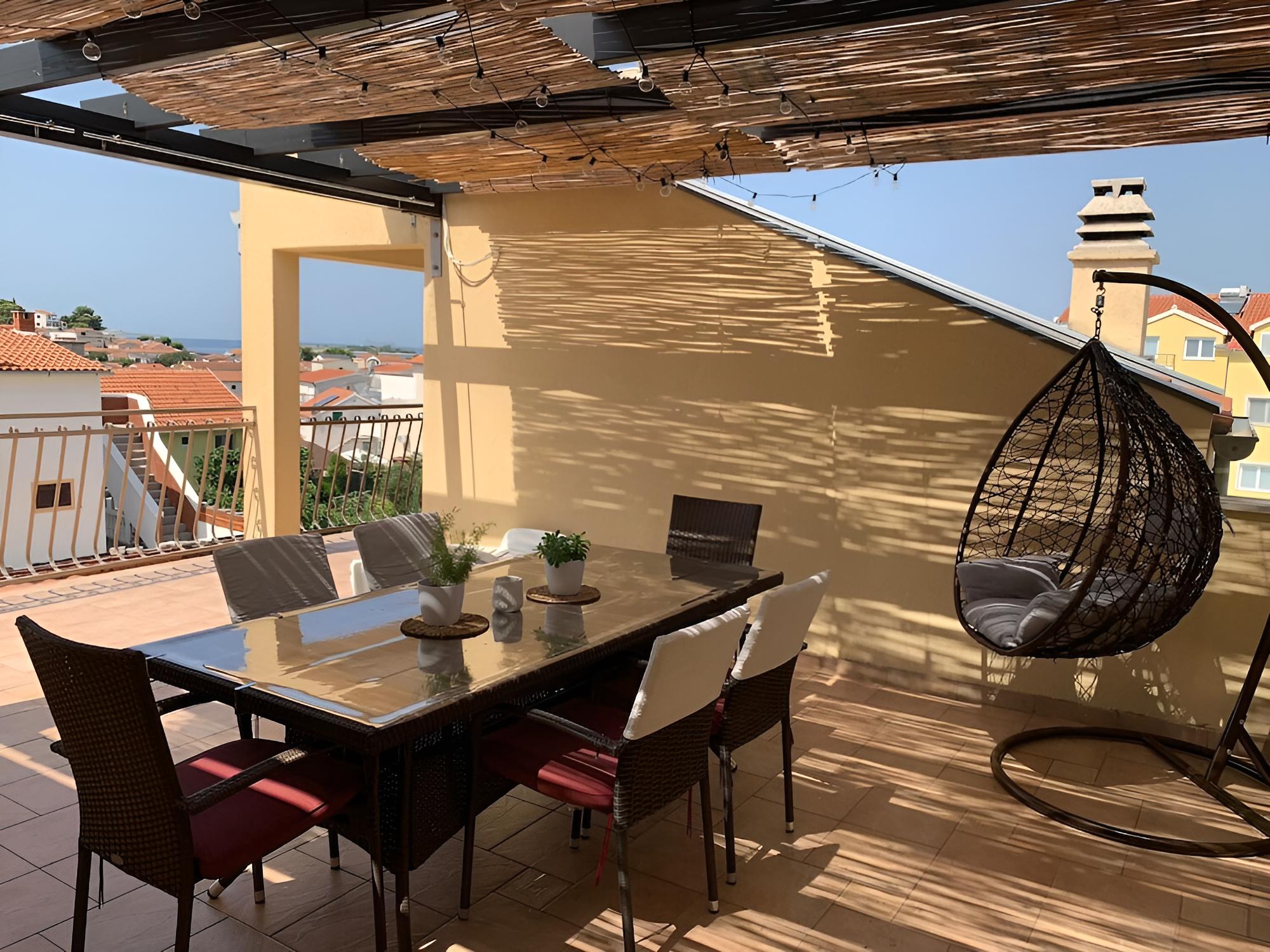 Apartment (Ivica - 300 m from sea - A1(6))