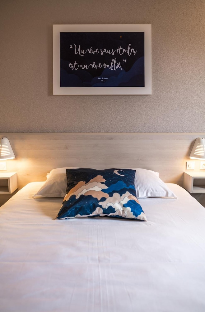 Double Room - Photo 5