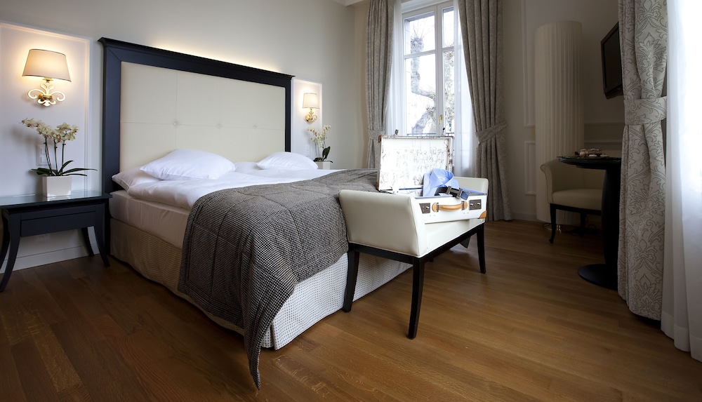Superior Room, 1 Queen Bed, City View photo 2