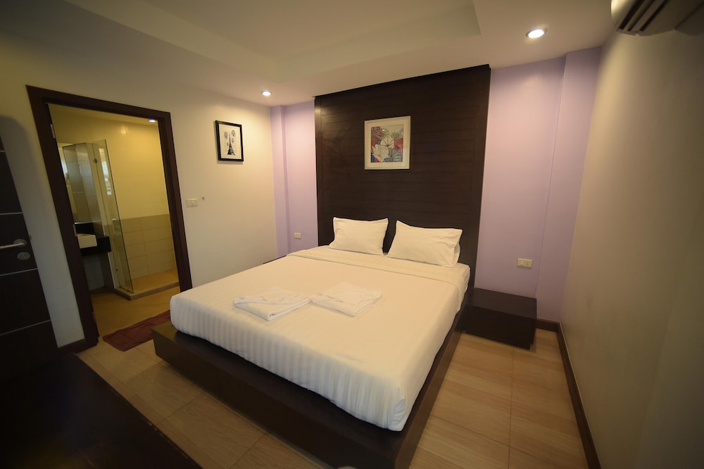 18 Bedroom Villa with Private Pool photo 3