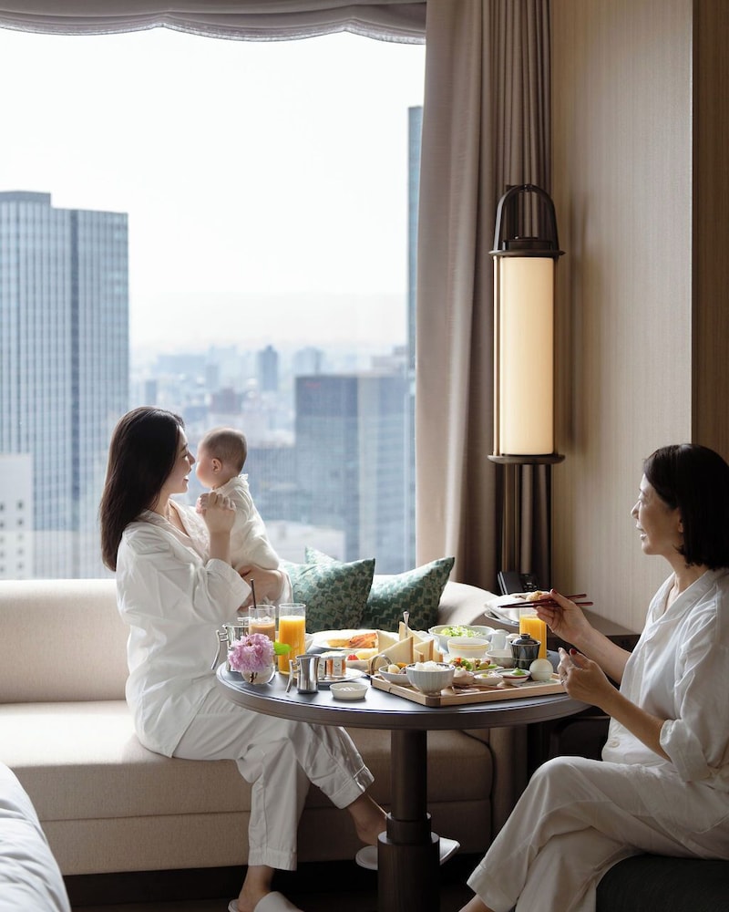Premium Room, 1 King Bed