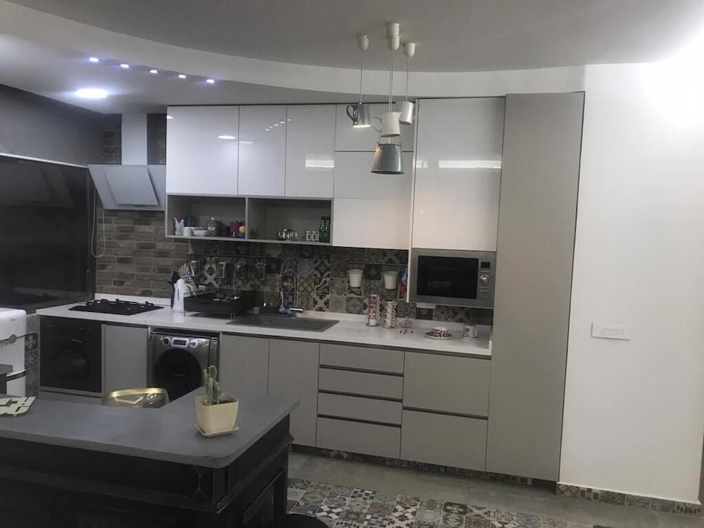 Apartment, 2 Bedrooms, Accessible, Smoking photo 2