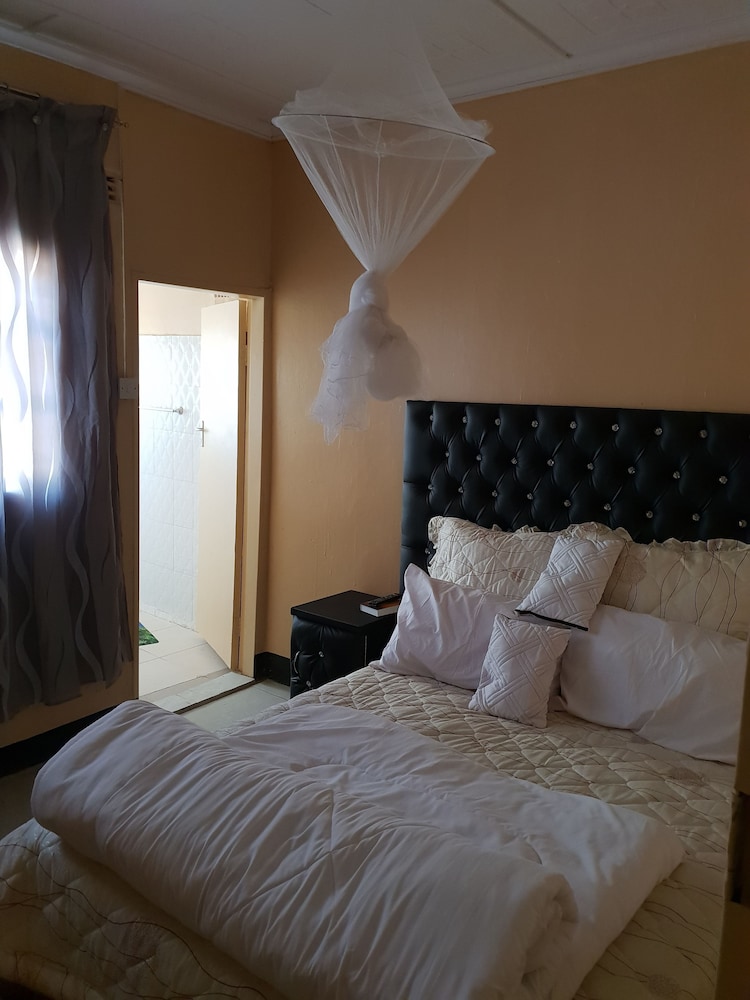Double Room, 1 Double Bed, Accessible, Non Smoking photo 1