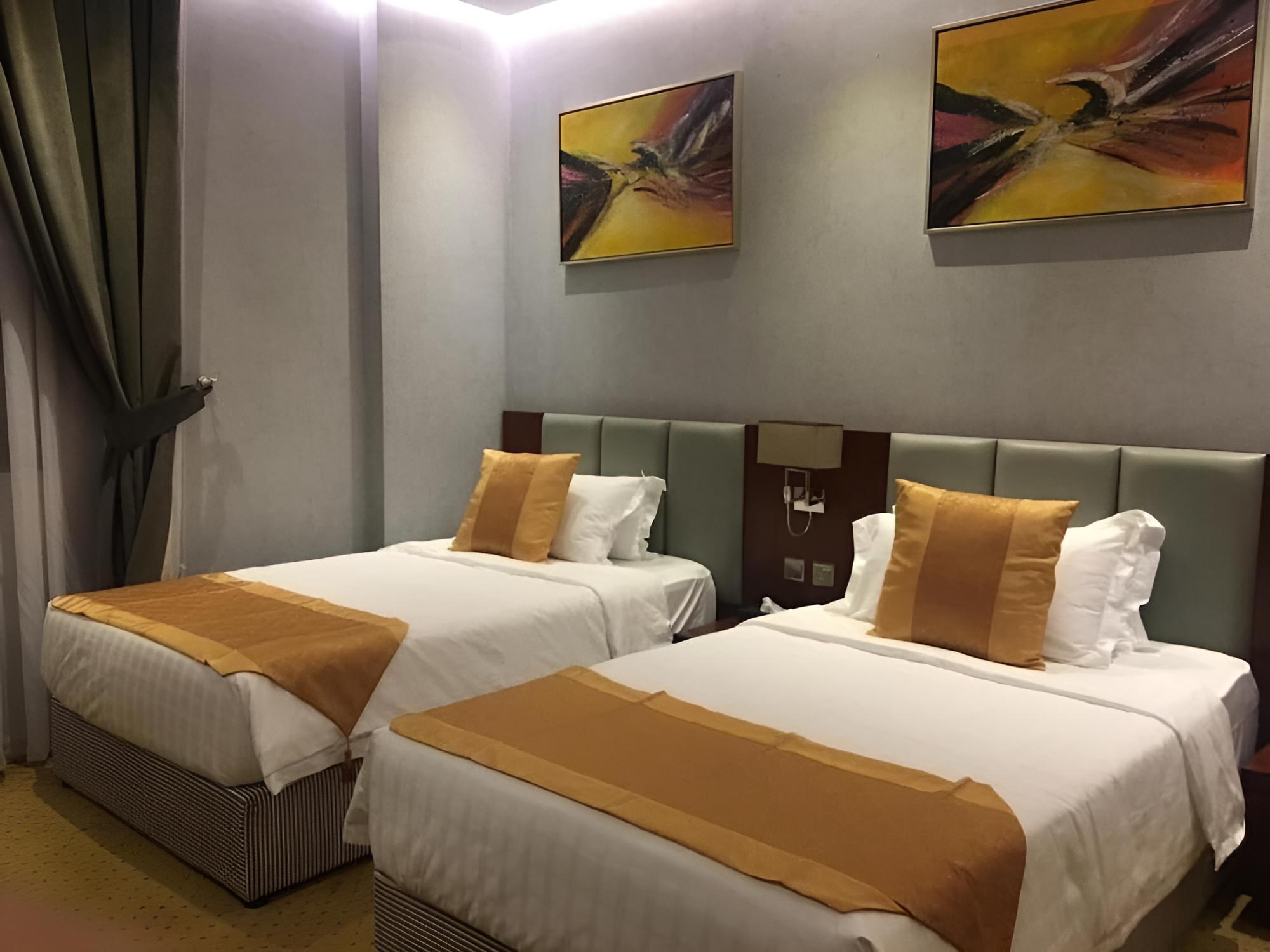 Business Suite, 1 King Bed