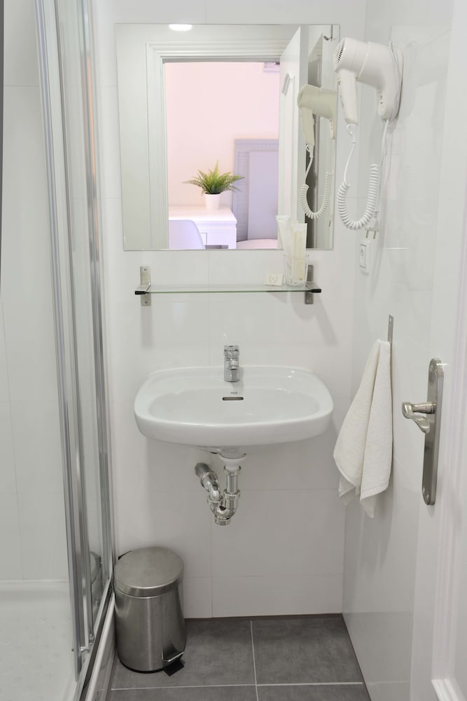 Twin Room photo 2