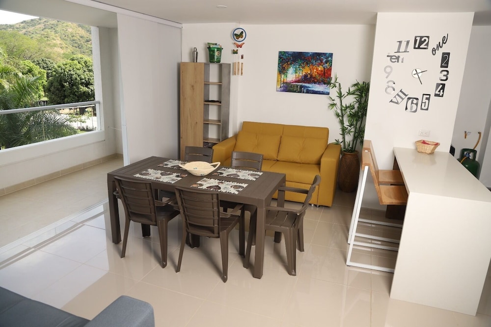 Apartment photo 3
