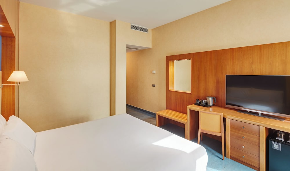 Superior Double Room, Balcony, Sea View - Photo 4