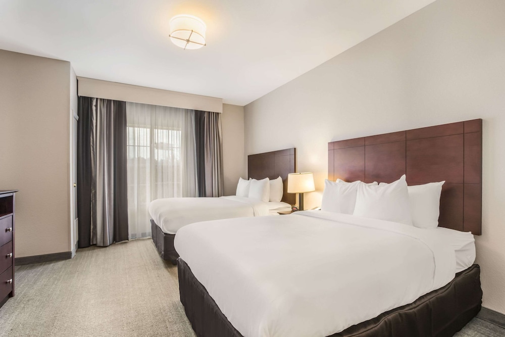 Suite, Multiple Beds, Non Smoking - Photo 1