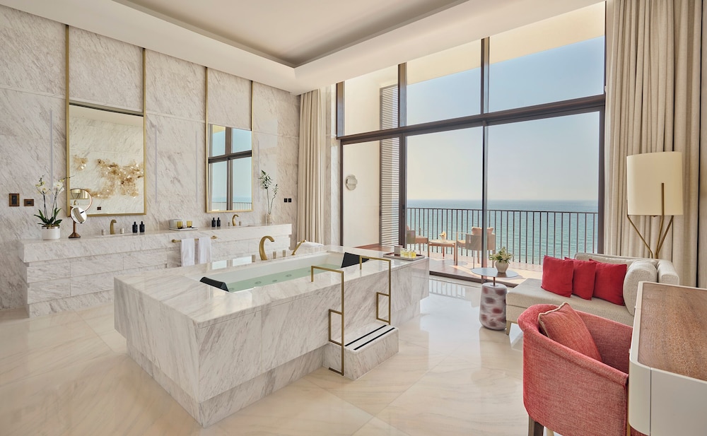 Royal Suite - Photo 6