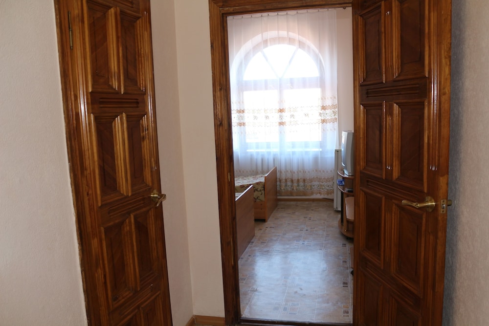 Standard Twin Room, Private Bathroom photo 1