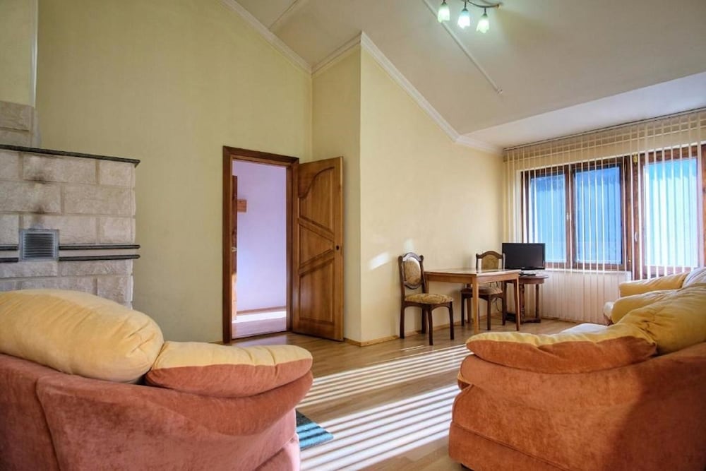 Family Room, Balcony photo 1