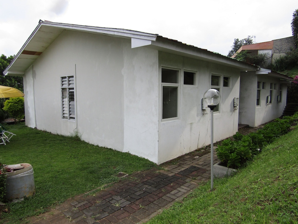 Standard Room - Photo 5