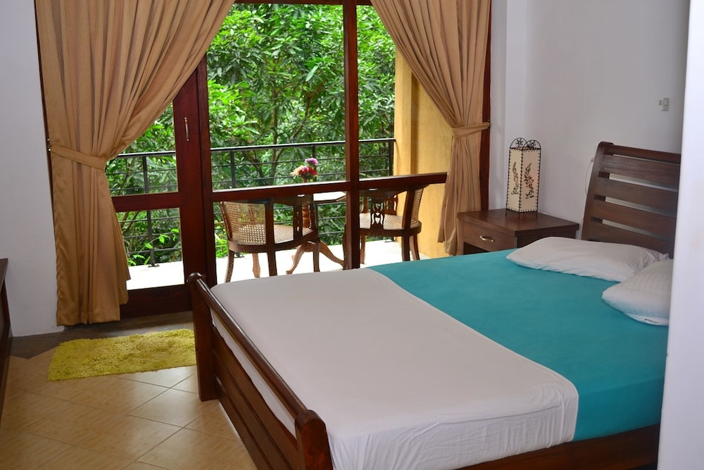 Villa photo 1