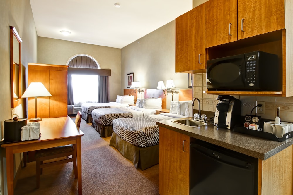 Room, Multiple Beds, Non Smoking - Photo 1