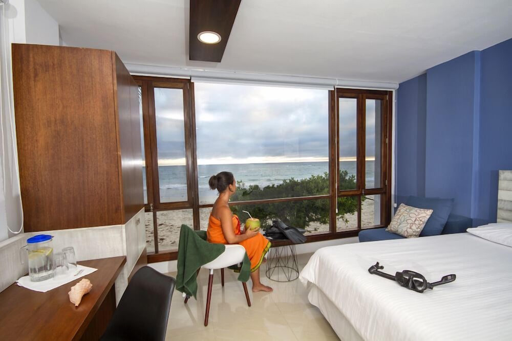 Superior Triple Room, Ocean View photo 2