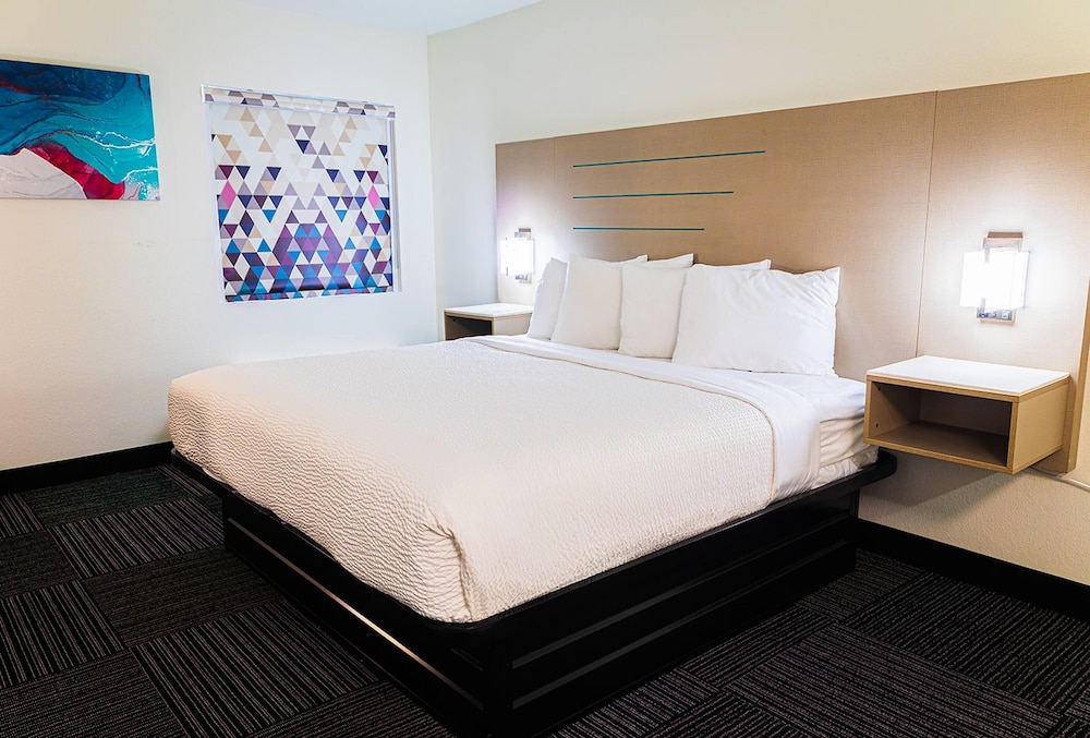 Room, Multiple Beds, Non Smoking photo 3