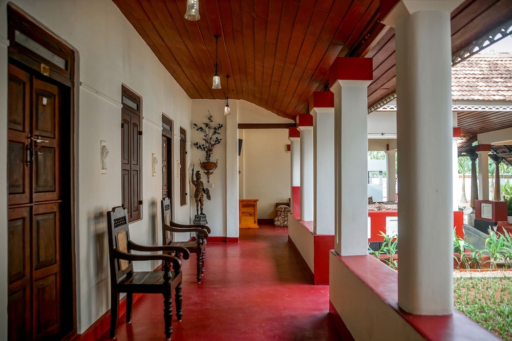 Deluxe Courtyard room - Photo 2
