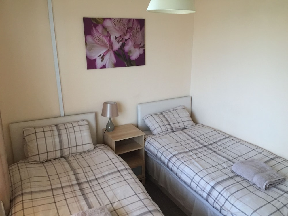 Twin Room - Photo 4