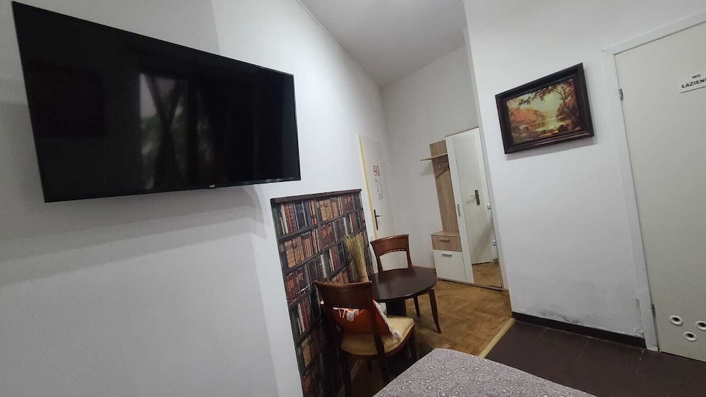 Basic Double Room (1) - Photo 9