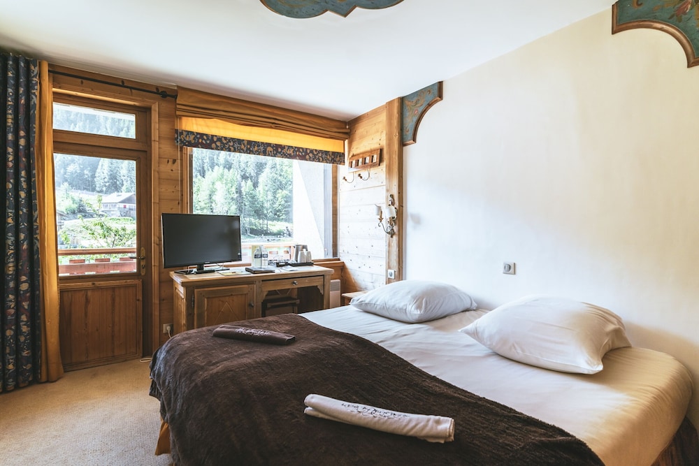 Double or Twin Room, Balcony, Lake View
