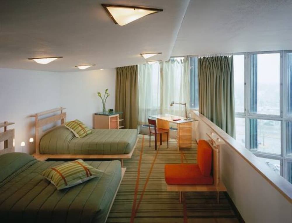 Executive Suite, 2 Queen Beds photo 1
