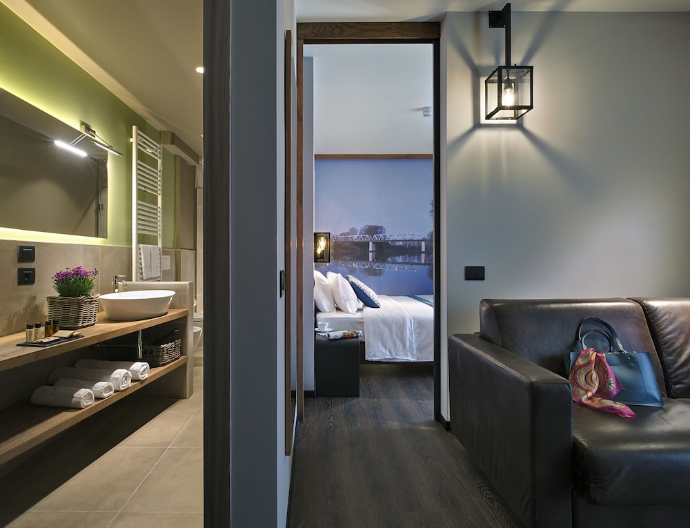 Superior Triple Room, 1 King Bed with Sofa bed