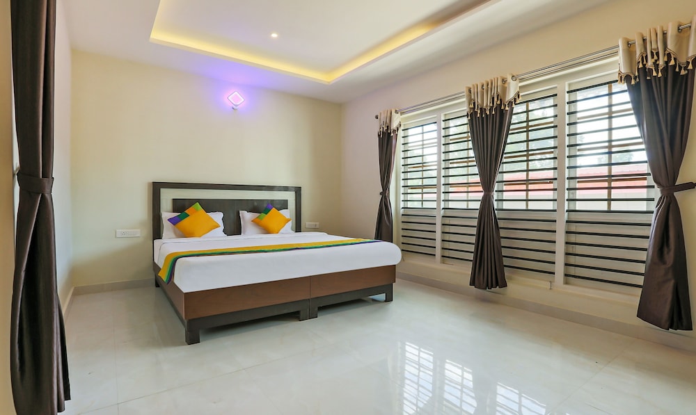 Deluxe Room - Photo 1