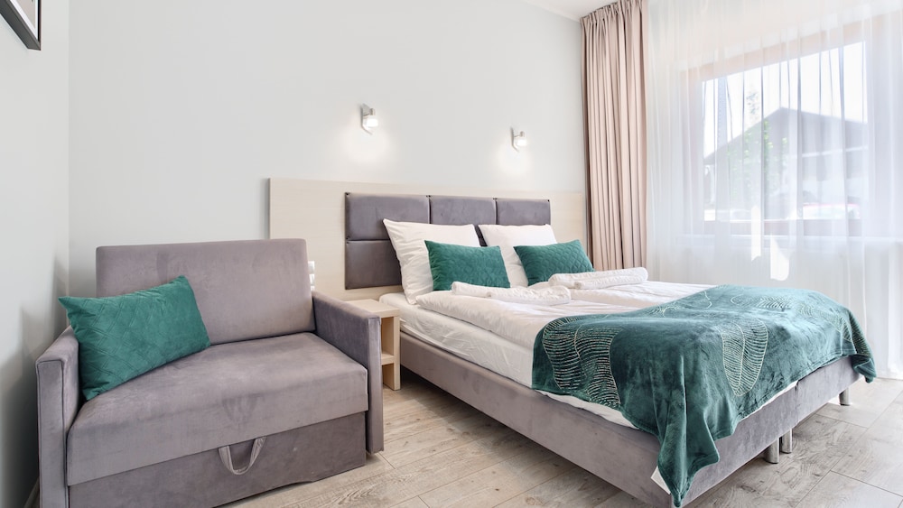 Studio Suite (C 11 Without Kitchenette) photo 1