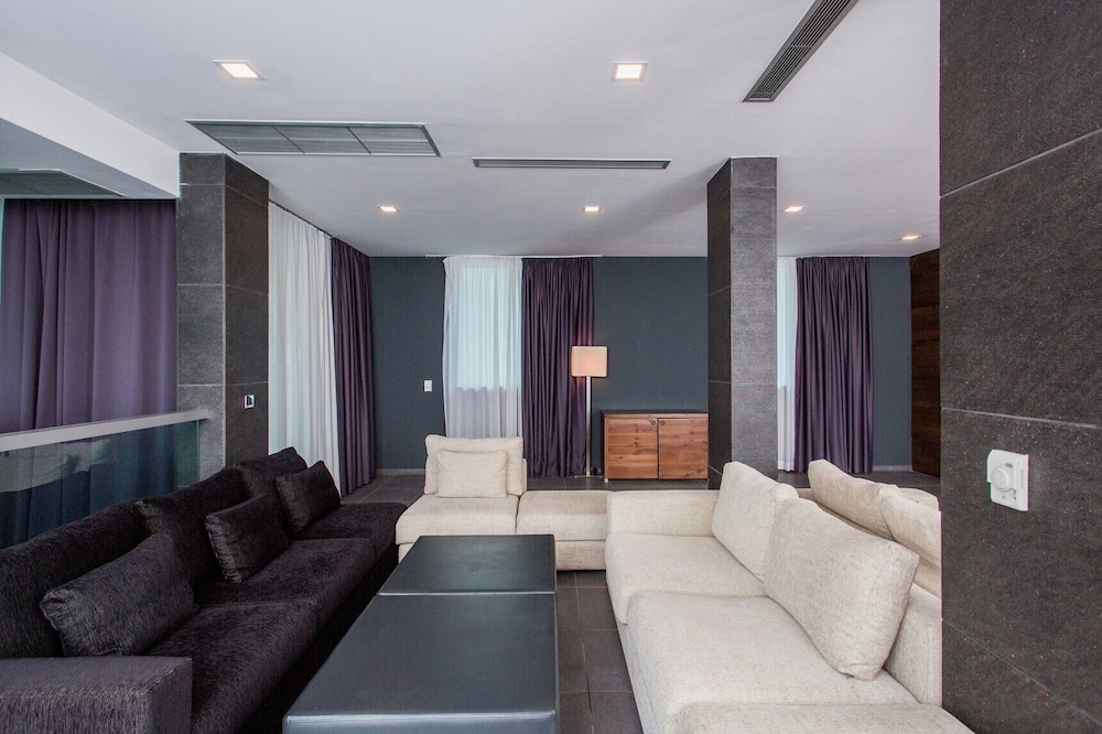Luxury Penthouse photo 1