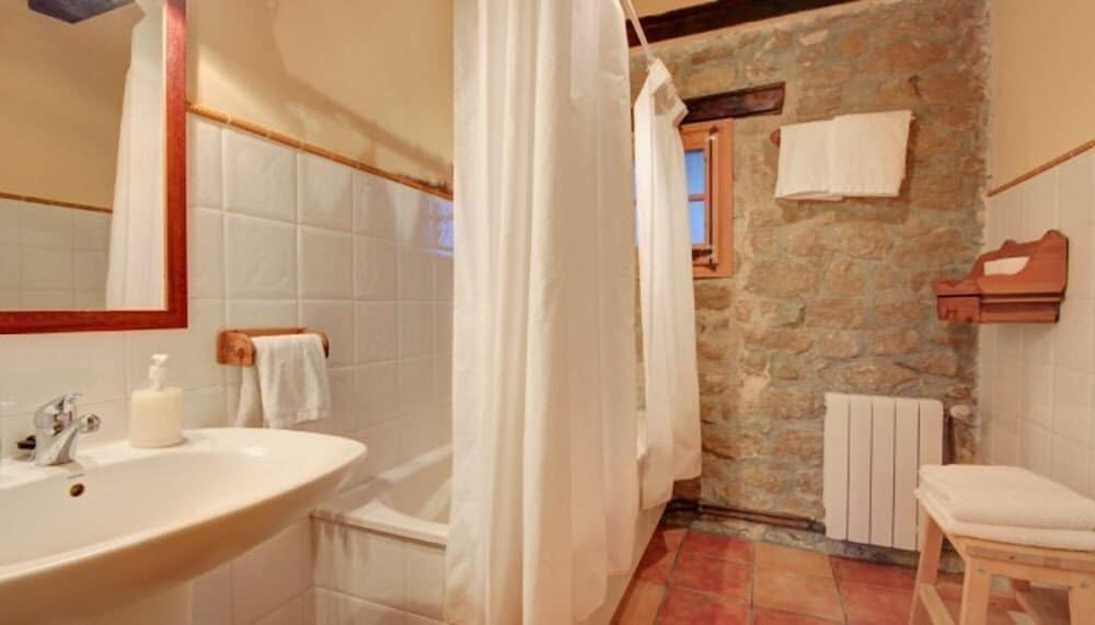 Triple Room (Mas Nou) photo 2