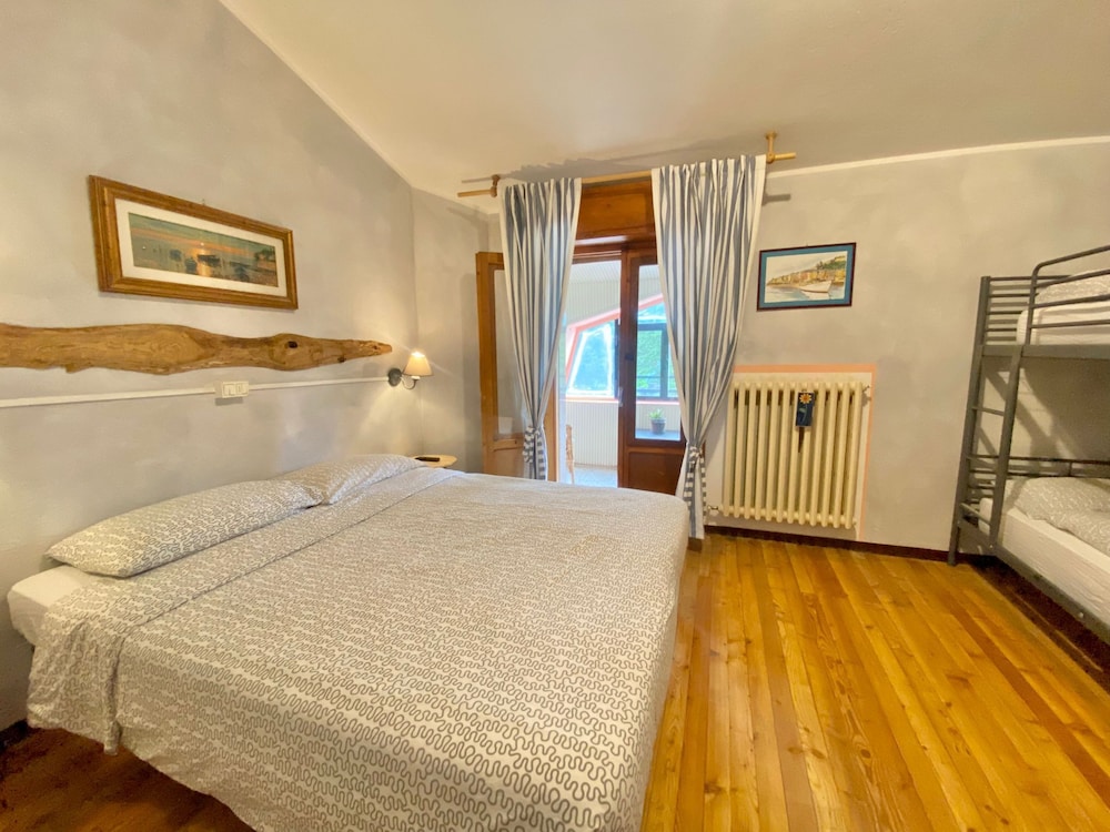 Quadruple Room, Balcony