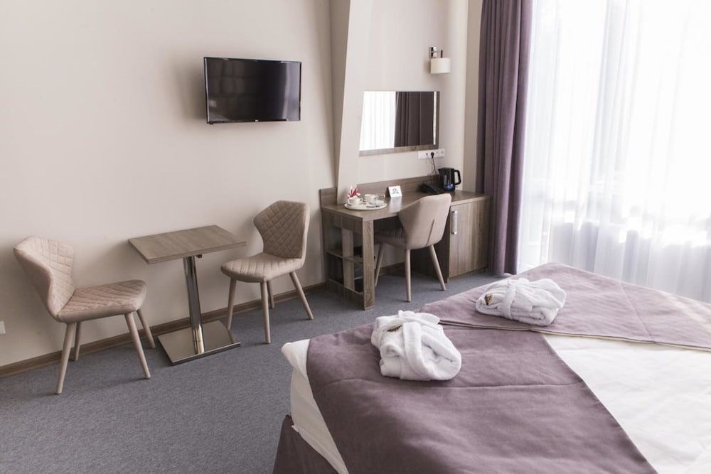 Deluxe Double Room photo 2