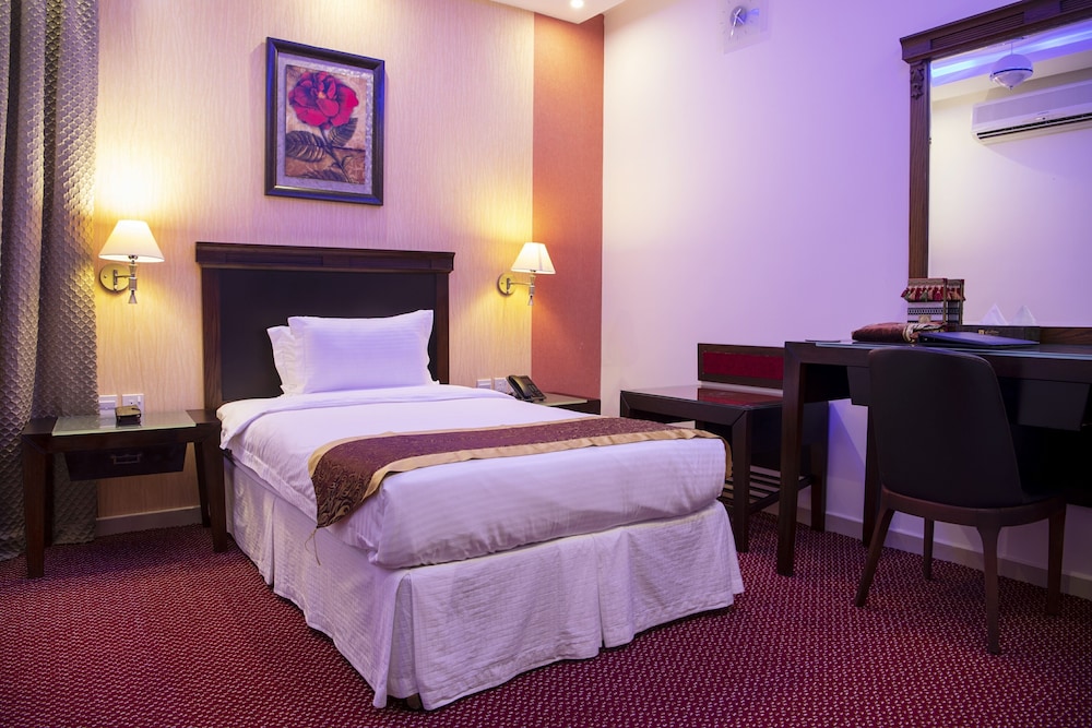 Basic Single Room - Photo 1