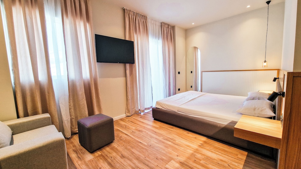Superior Double or Twin Room, Sea View