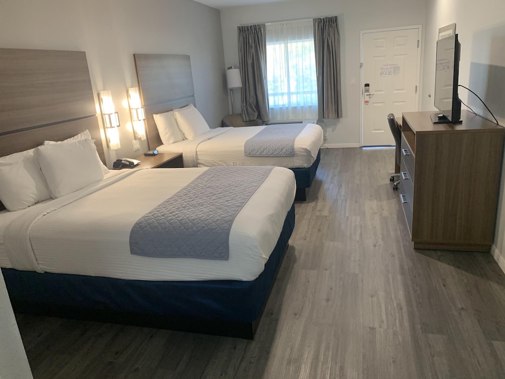 Deluxe Room, 2 Queen Beds, Accessible, Non Smoking photo 2
