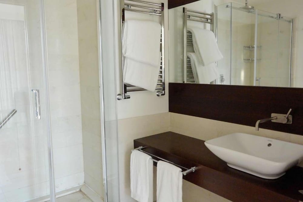 Junior Suite - Photo 6