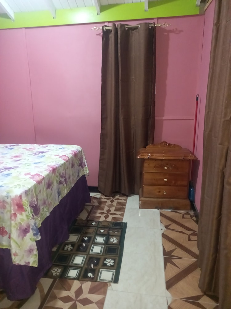Basic Room photo 3