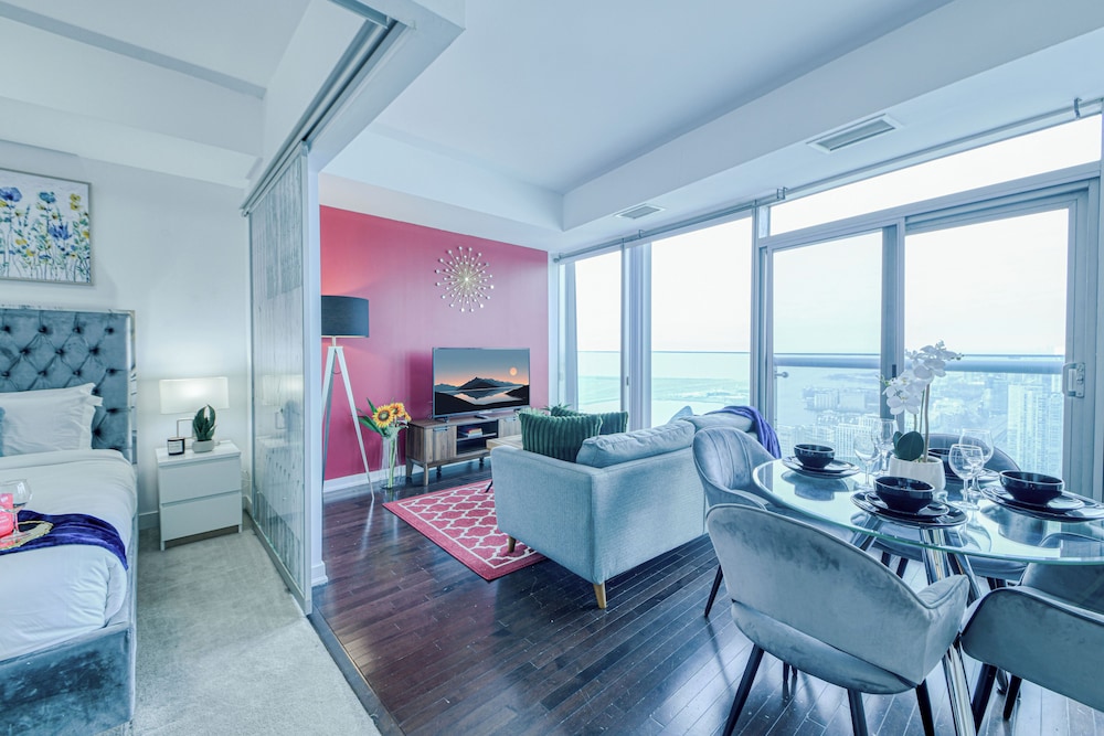 Panoramic Apartment thumbnail 6