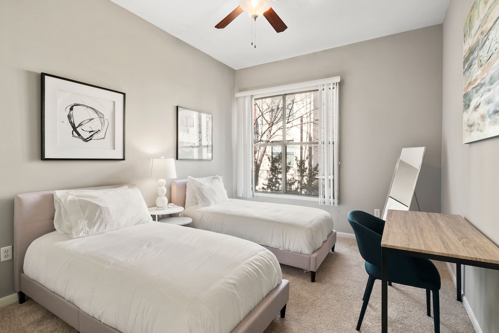 Family Apartment, 2 Bedrooms, Non Smoking, 2 Bathrooms (Self Check-In With Virtual Front Desk) photo 3
