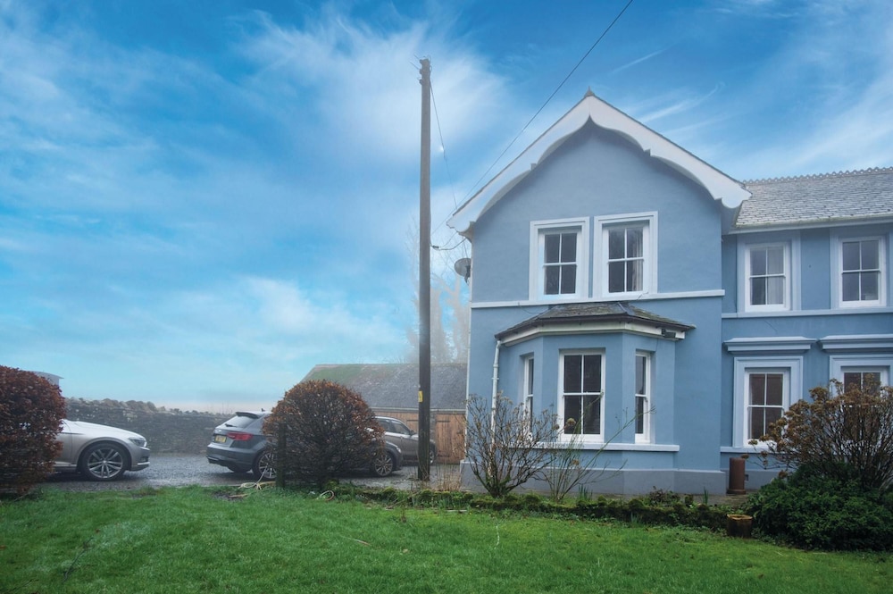 House photo 2