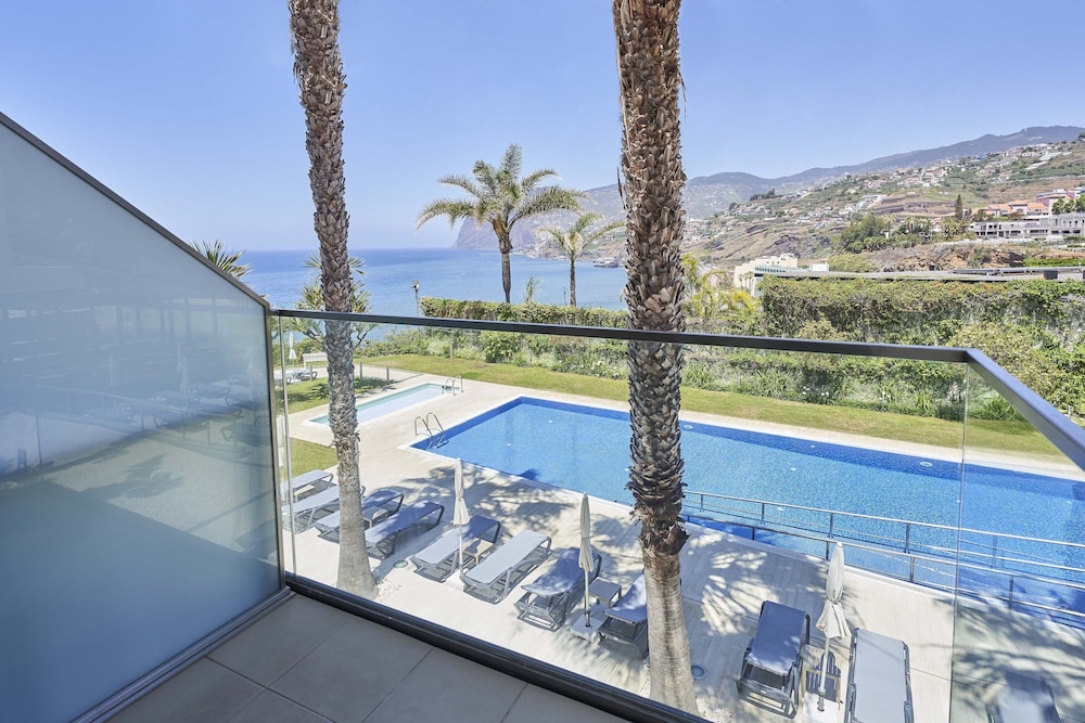 Twin Room, Pool View - Photo 5