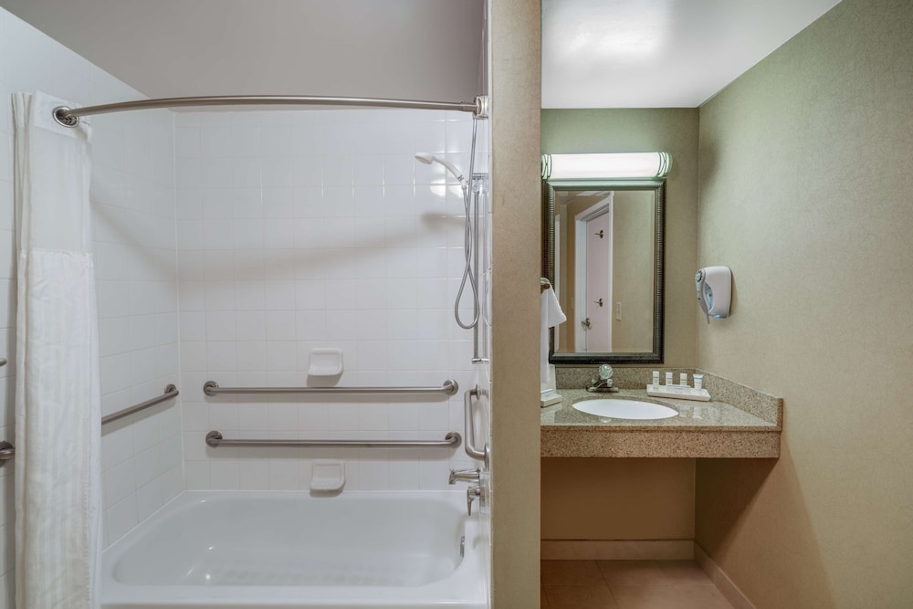 Room, Accessible - Photo 2